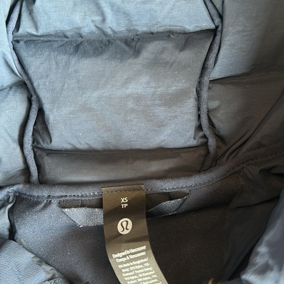 Lululemon Navigation 700-Down-Fill Hoodie - Picture 8 of 10